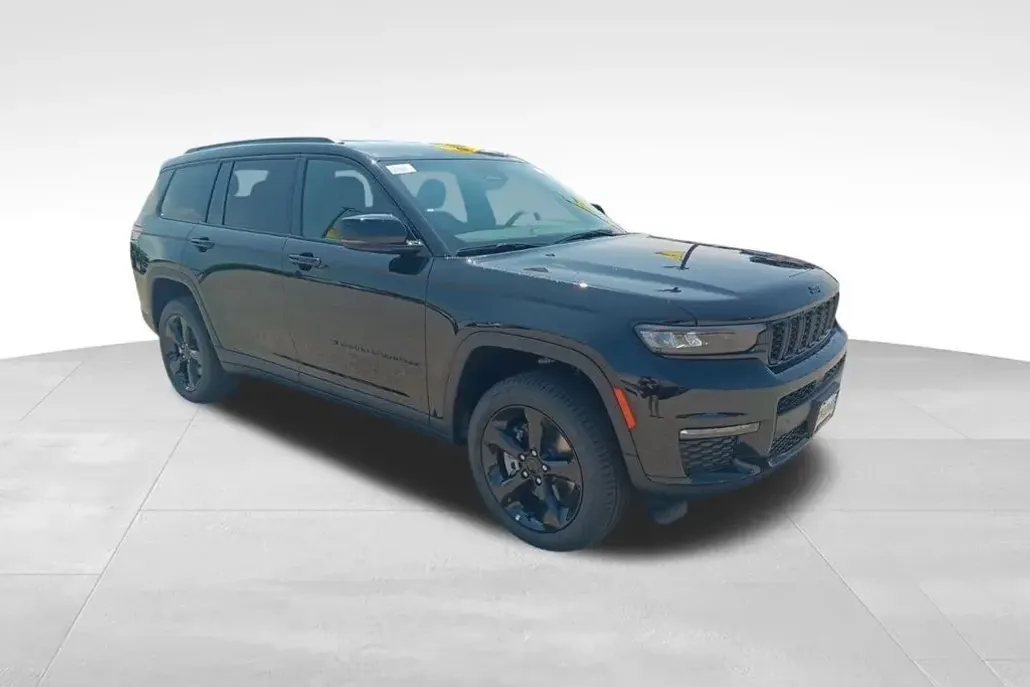 2025 Jeep Grand Cherokee Limited photo 1