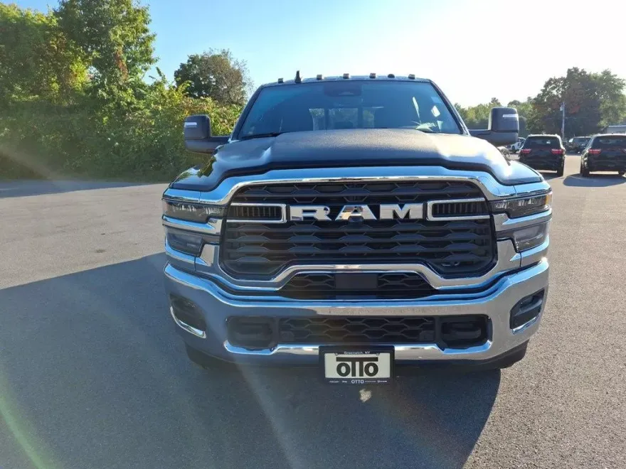 2025 Ram 2500 Tradesman photo 1