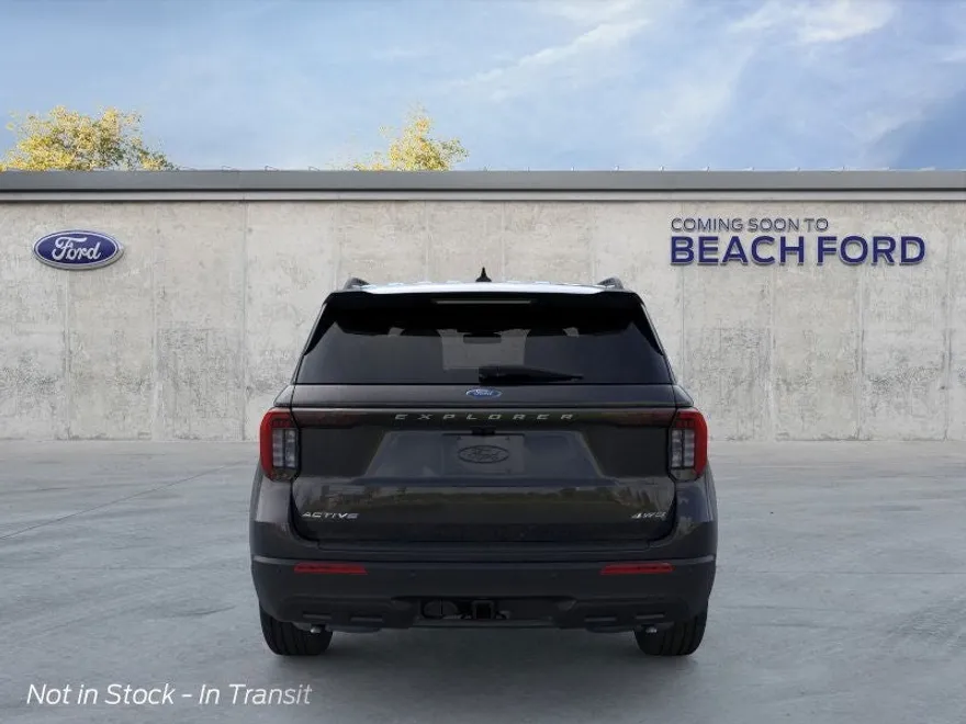 2025 Ford Explorer photo 1
