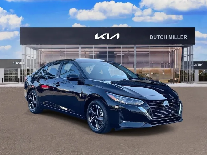 2024 Nissan Sentra SV photo 1
