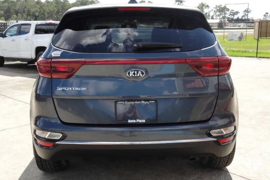 2020 Kia Sportage LX photo 1
