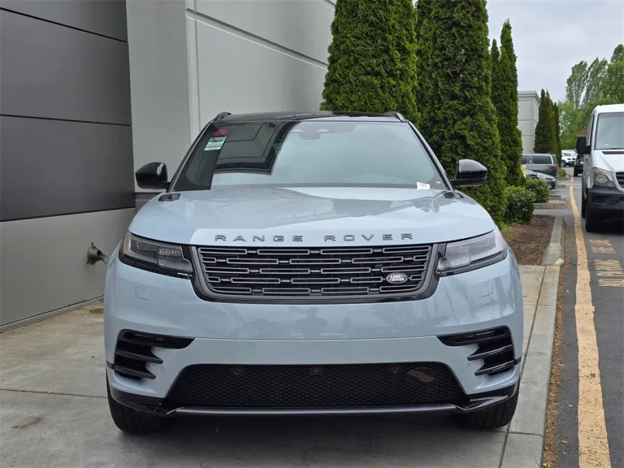 2026 Land Rover Range Rover Velar SE photo 1