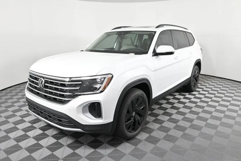 2026 Volkswagen Atlas SE Technology photo 1
