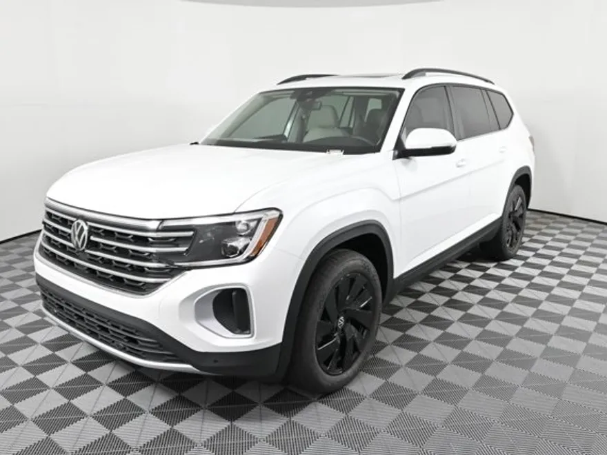 2026 Volkswagen Atlas SE Technology photo 1