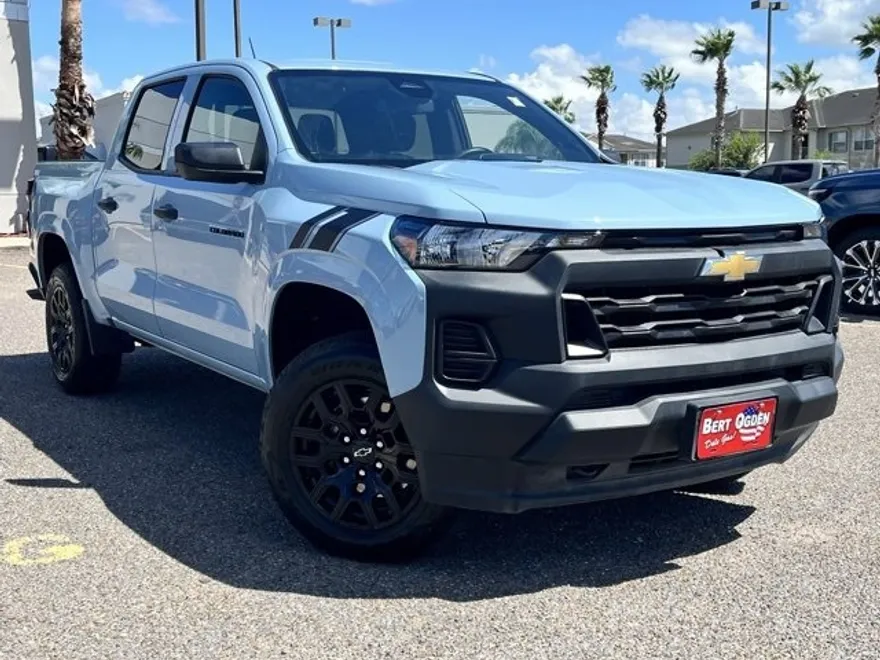 2025 Chevrolet Colorado Work Truck photo 1