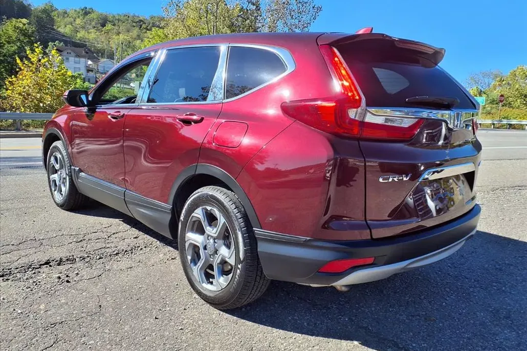 2017 Honda CR-V EX photo 1