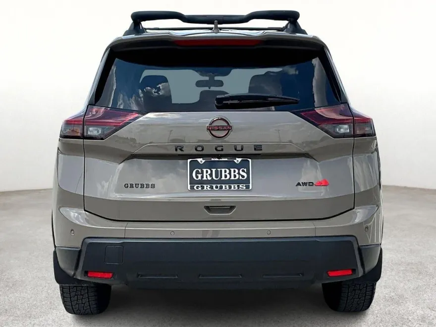 2025 Nissan Rogue SV photo 1