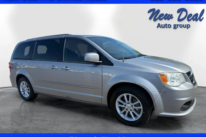 2016 Dodge Grand Caravan SXT photo 1