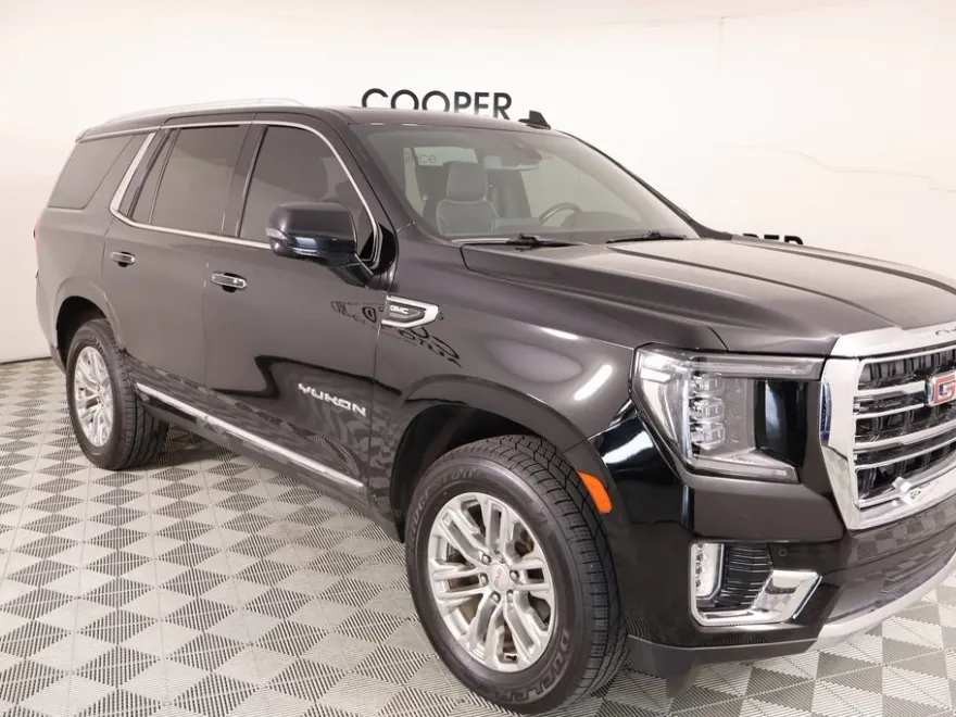 2022 Gmc Yukon SLT photo 1