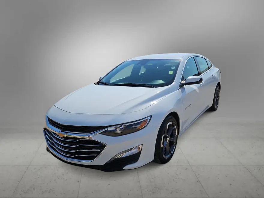2023 Chevrolet Malibu 1LT photo 1