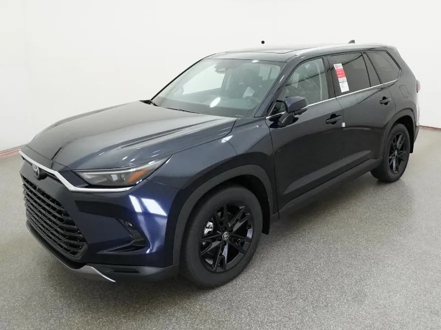 2026 Toyota Grand Highlander Platinum photo 1