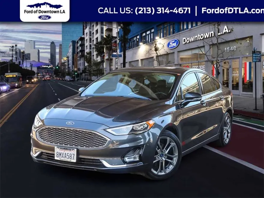 2020 Ford Fusion Hybrid Titanium photo 1
