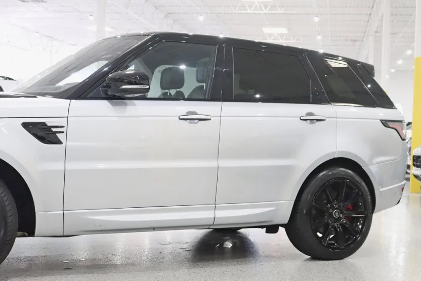 2020 Land Rover Range Rover Sport HST photo 1