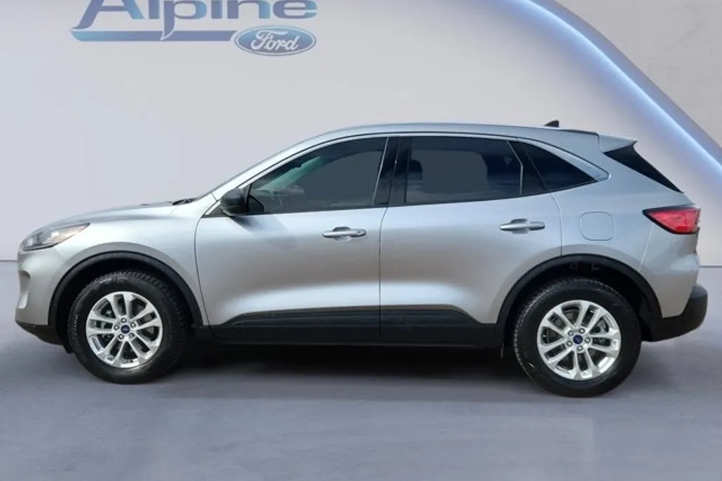 2022 Ford Escape SE photo 1
