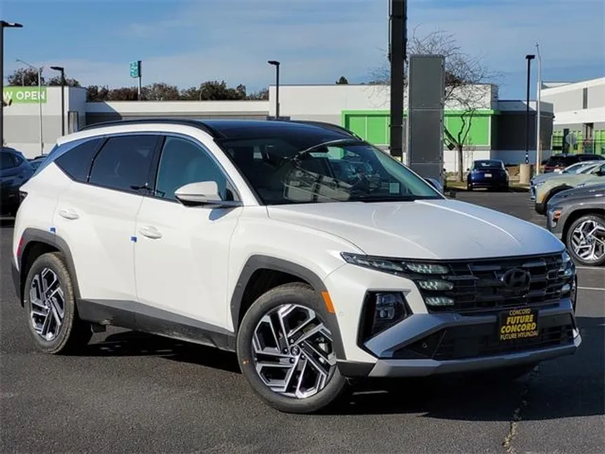 2025 Hyundai Tucson Limited photo 1