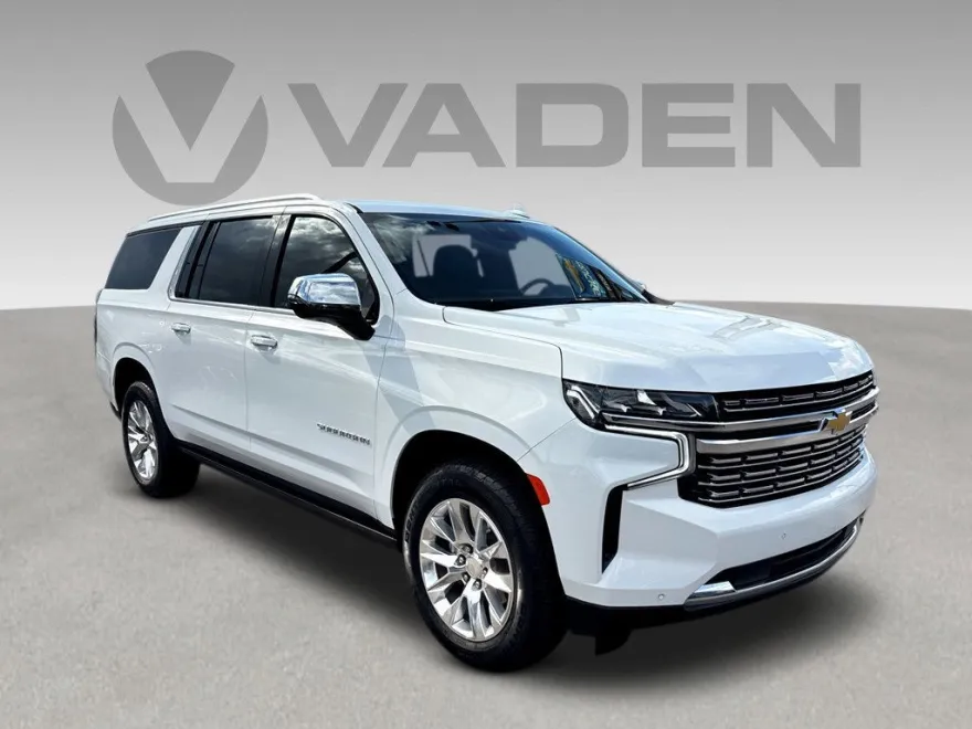2023 Chevrolet Suburban Premier photo 1