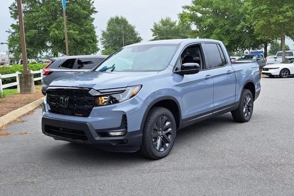 2025 Honda Ridgeline Sport photo 1
