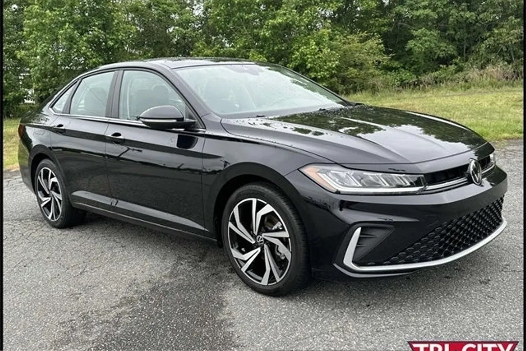 2025 Volkswagen Jetta 1.5T SEL photo 1