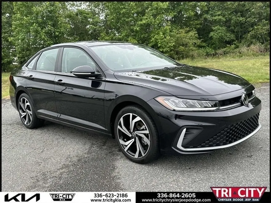 2025 Volkswagen Jetta 1.5T SEL photo 1