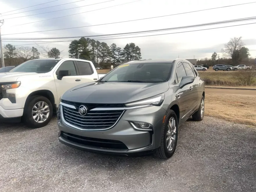 2023 Buick Enclave Premium photo 1