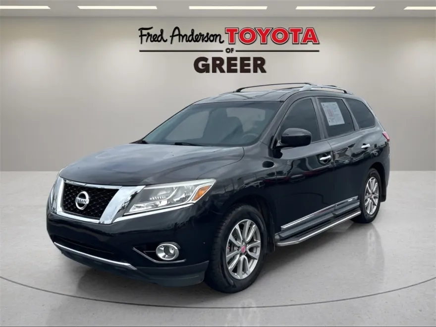 2015 Nissan Pathfinder SL photo 1
