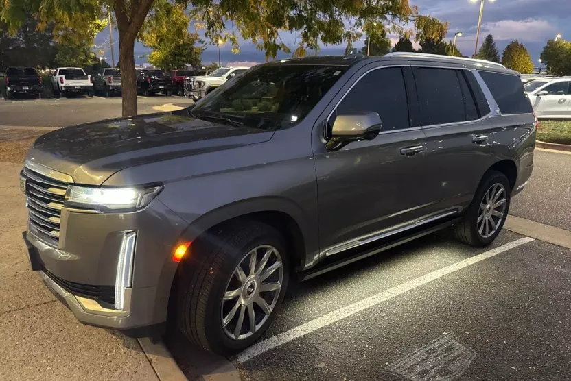 2021 Cadillac Escalade Premium Luxury Platinum photo 1