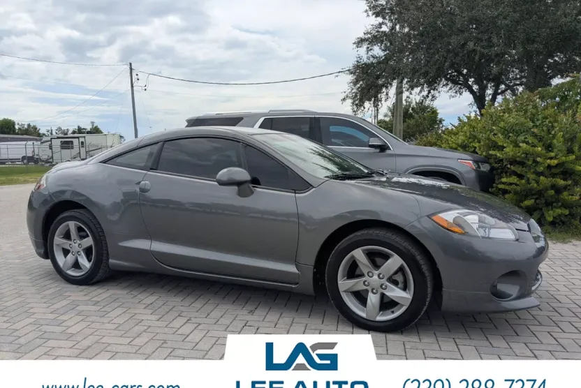 2006 Mitsubishi Eclipse GS photo 1