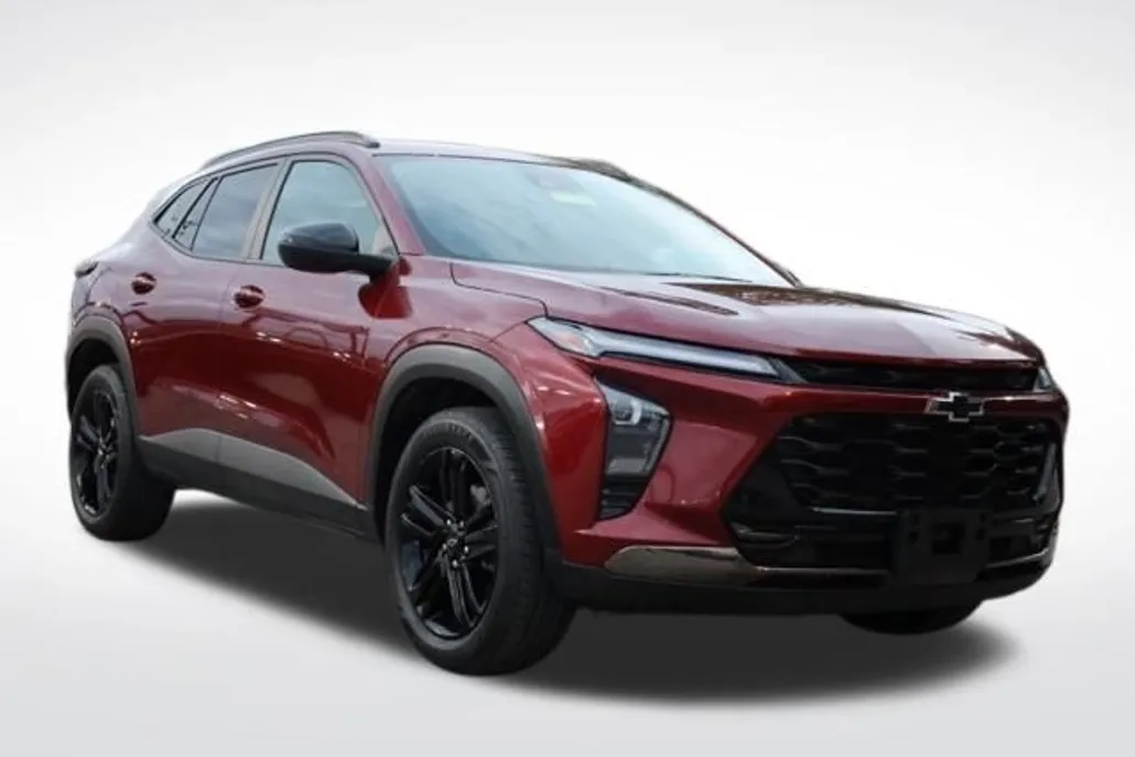 2024 Chevrolet Trax ACTIV photo 1
