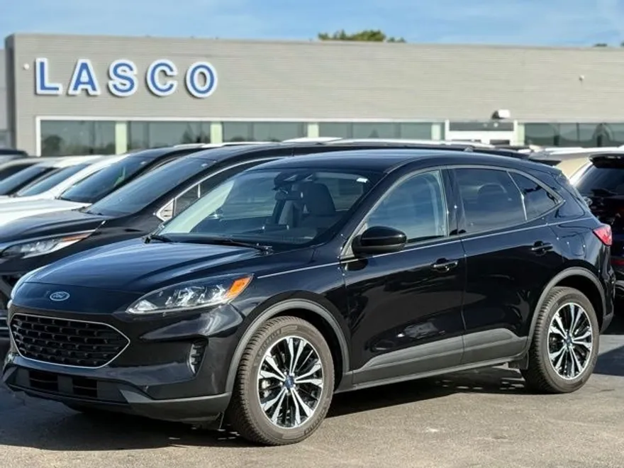 2021 Ford Escape SE photo 1