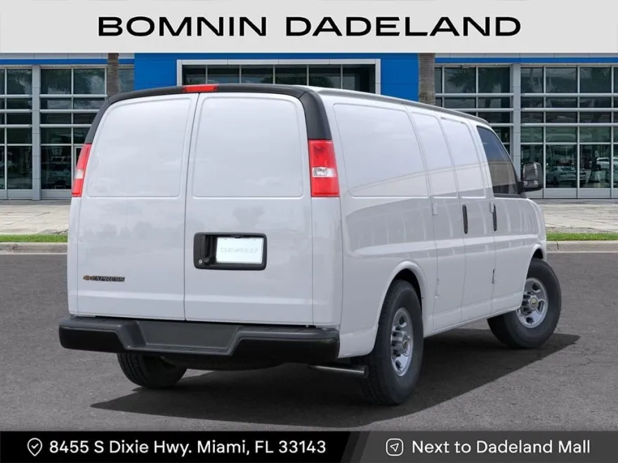 2025 Chevrolet Express 2500 Work Van photo 1