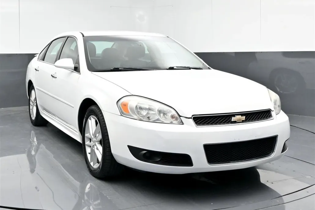 2016 Chevrolet Impala Limited LTZ Fleet photo 1