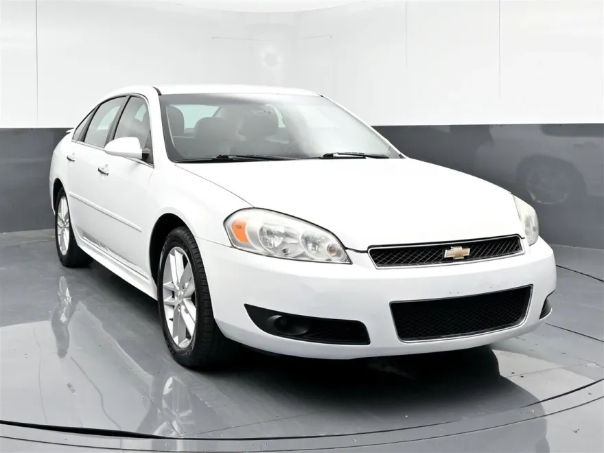2016 Chevrolet Impala Limited LTZ Fleet photo 1