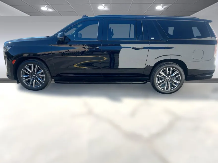 2023 Cadillac Escalade ESV Sport Platinum photo 1
