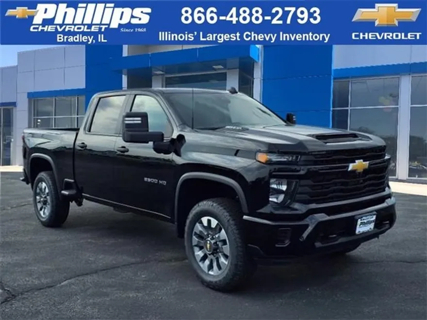 2025 Chevrolet Silverado 2500HD Custom photo 1
