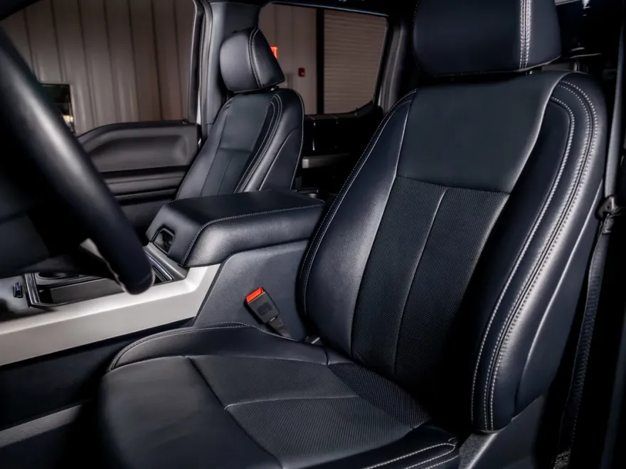 2022 Ford F-250 Lariat photo 1