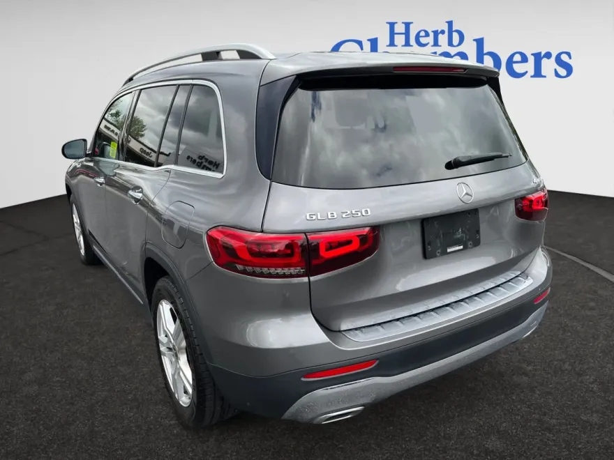 2020 Mercedes Benz GLB 250 photo 1