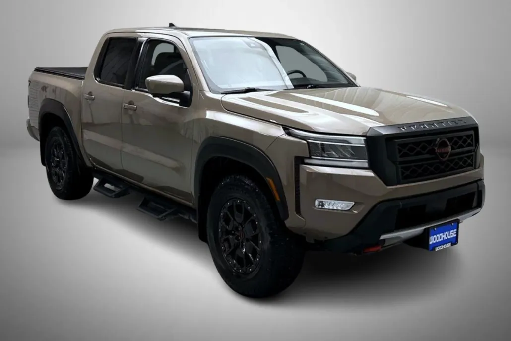 2022 Nissan Frontier PRO-4X photo 1