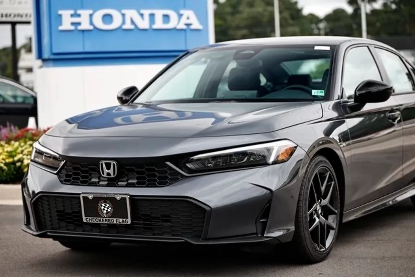 2026 Honda Civic Sport photo 1