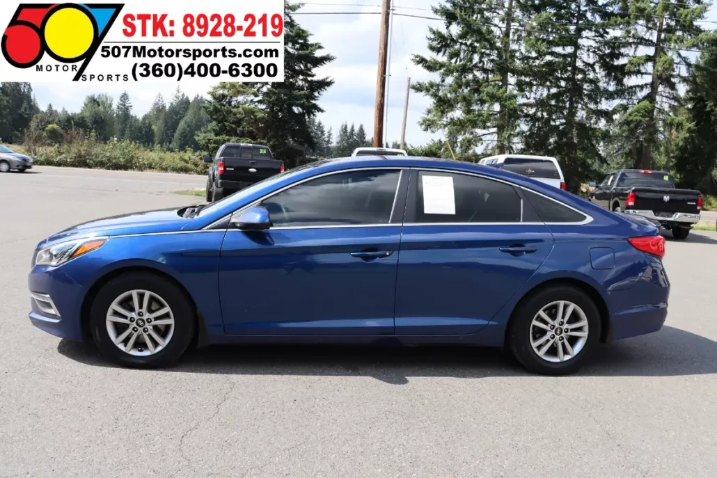 2015 Hyundai Sonata SE photo 1
