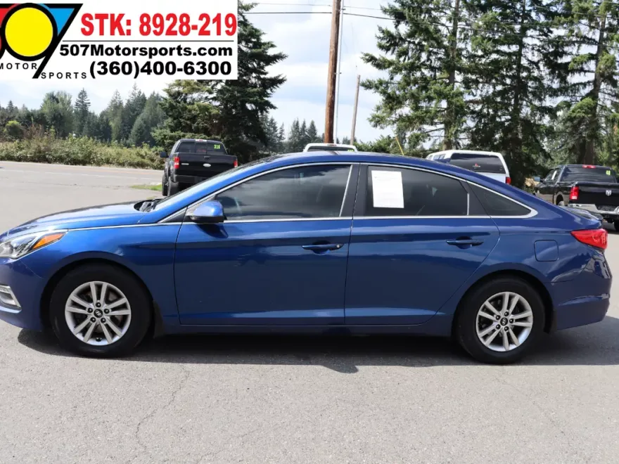 2015 Hyundai Sonata SE photo 1