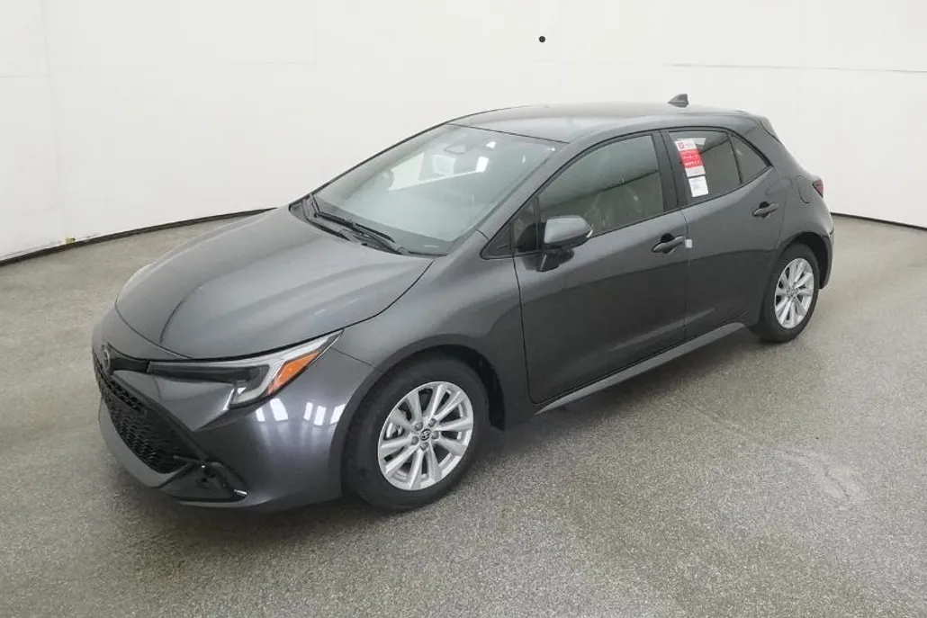 2025 Toyota Corolla SE photo 1