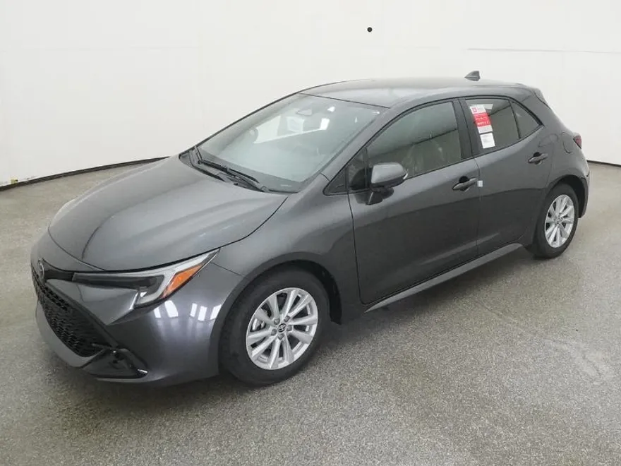 2025 Toyota Corolla SE photo 1
