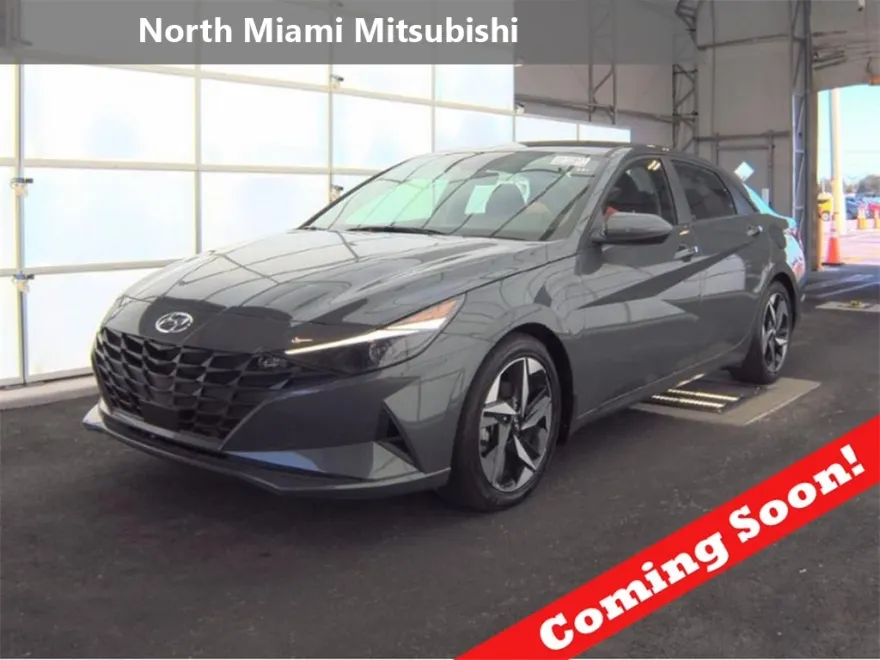 2023 Hyundai Elantra SEL photo 1