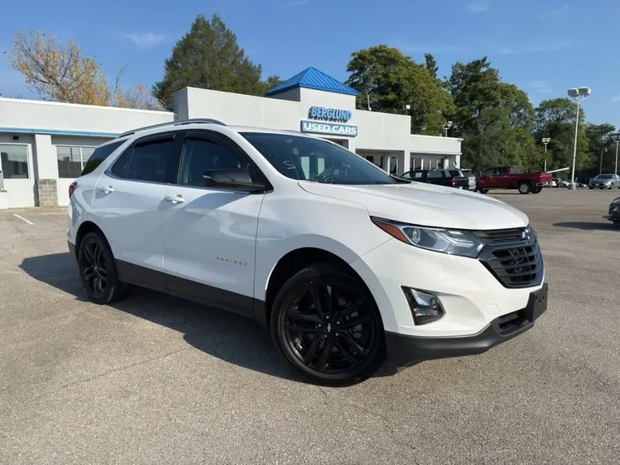 2020 Chevrolet Equinox LT photo 1