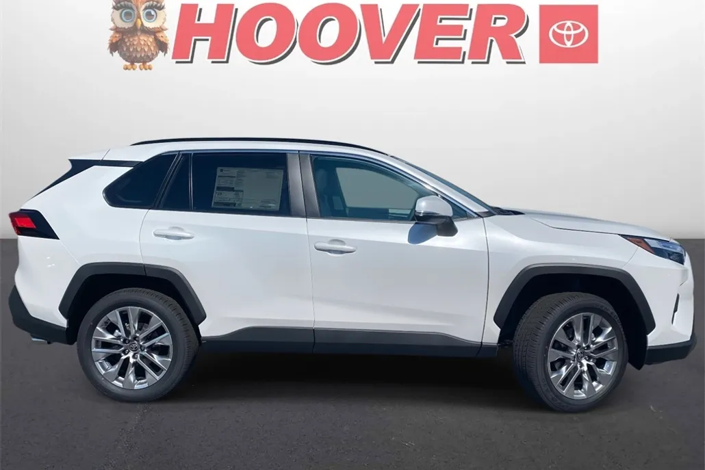 2025 Toyota RAV4 XLE Premium photo 1