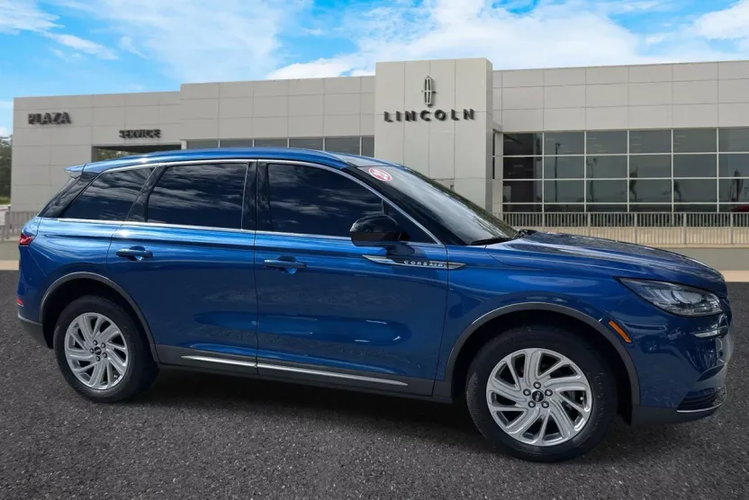 2020 Lincoln Corsair Standard photo 1