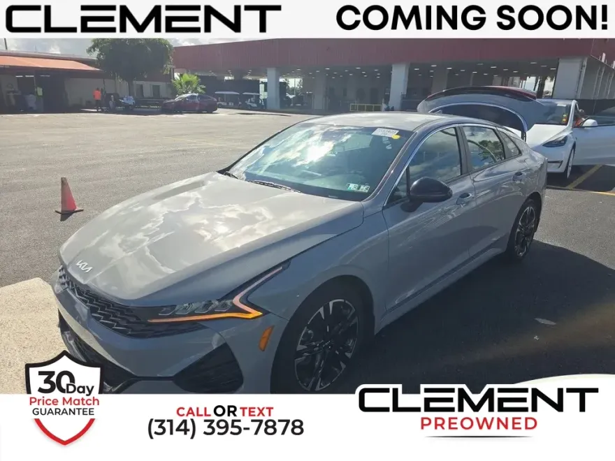 2022 Kia K5 GT-Line photo 1