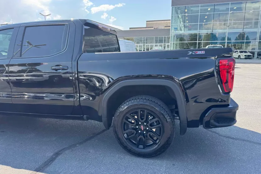 2024 Gmc Sierra 1500 Elevation photo 1