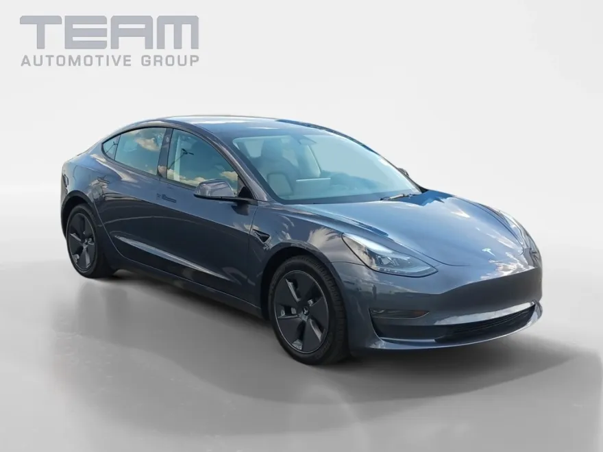 2023 Tesla Model 3 photo 1