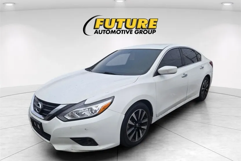 2018 Nissan Altima 2.5 SV photo 1